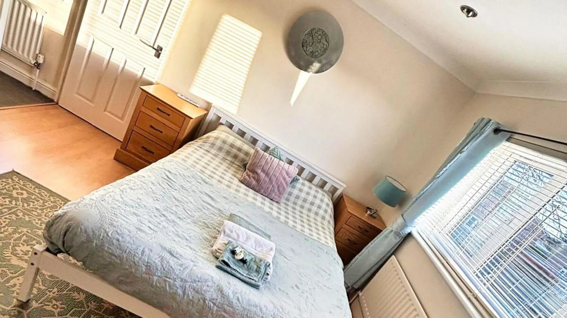 Casa vacanze Doncaster -Very Quiet-Private Parking-Dog Friendly